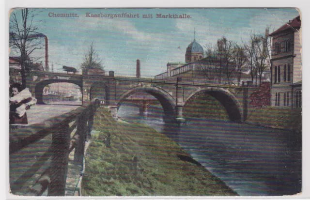 904926 Ak Chemnitz - Kassbergauffahrt mit Markthalle 1909