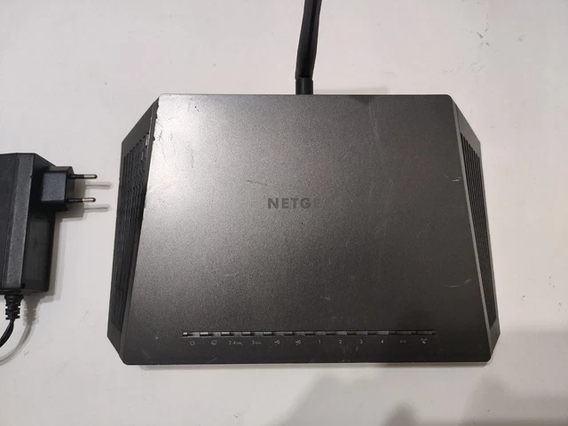 Router Netgear Nighthawk R7000 AC1900 Smart WiFi Access Point 2