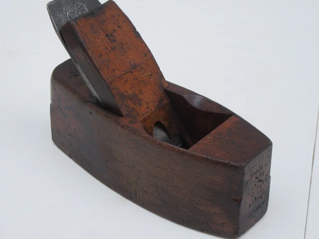 Ancien moule a cuillère en laiton - Arts de la table