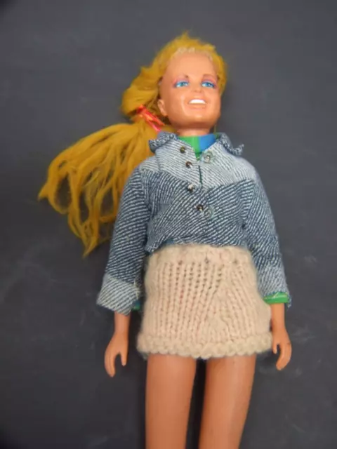 Vintage  1974 Barbie Doll  G.m.f.g.i.-Cincinnati  Ohio Hk 12'' High Collectables