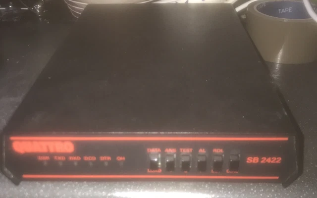 ICONIC DESIGN CLASSIC 1980s Quattro SB 2422 Modem UK standard - Serial ...
