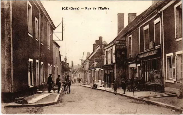 CPA Ige Orne - Rue de l'Eglise (800357)