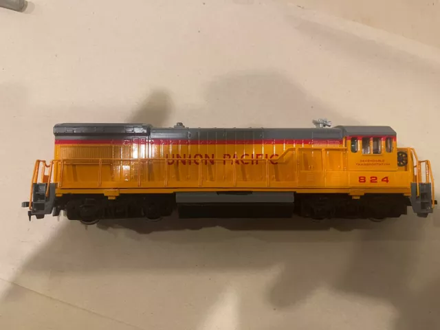 Bachmann HO Scale 0625 Union Pacific GE U36B Diesel Locomotive #824