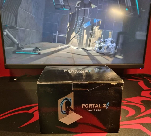 ThinkGeek Portal 2 Aluminium Metal Bookends, Collectable