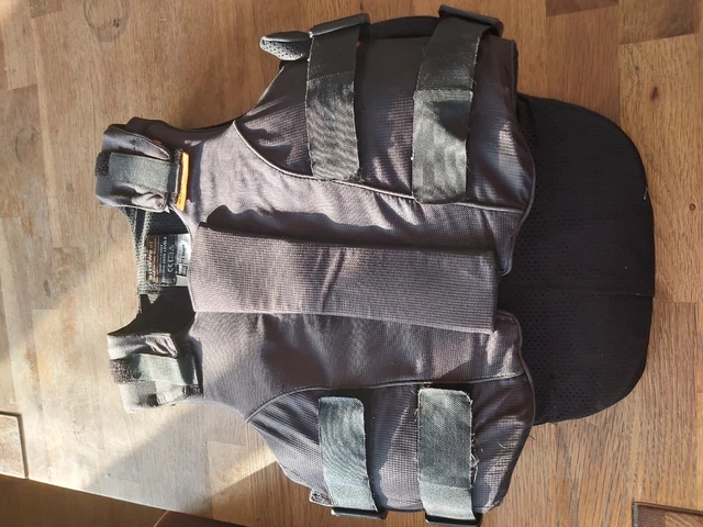 Airowear Teen Outlyne 2009 Gr. T2 kurzer Körperschutz schwarz