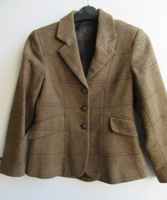 Caldene childs tweed jacket..Sz 26 approx age 5 to 7 .Double Vent. Fab condition