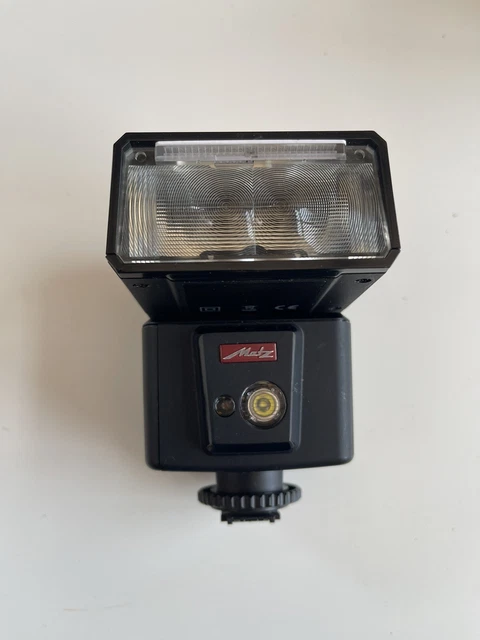 Metz Mecablitz M400 Flashgun in Sony Fit