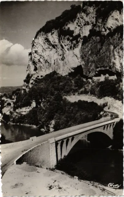 CPA BELLEY Env. Le Pont de la Balme (485160)
