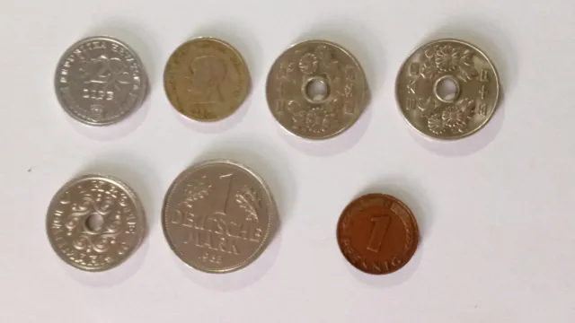 Coins set 7- Different countries Croatia, El Salvador,Japan,Denmark & Germany