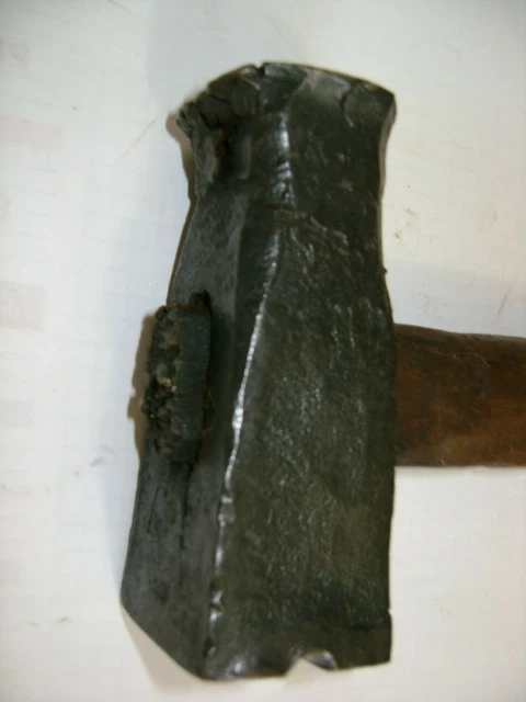 OUTIL ANCIEN Forgeron Marteau fine étampe ,fer 10  x 3x 3 au carré art populaire