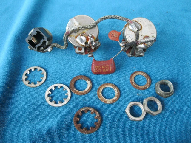 1966 GIBSON Wiring Harness for Melody Maker or Kalamazoo BASS Short Pots 1966 GIBSON Wiring Harness for Melody Maker or Kalamazoo BASS Short Pots