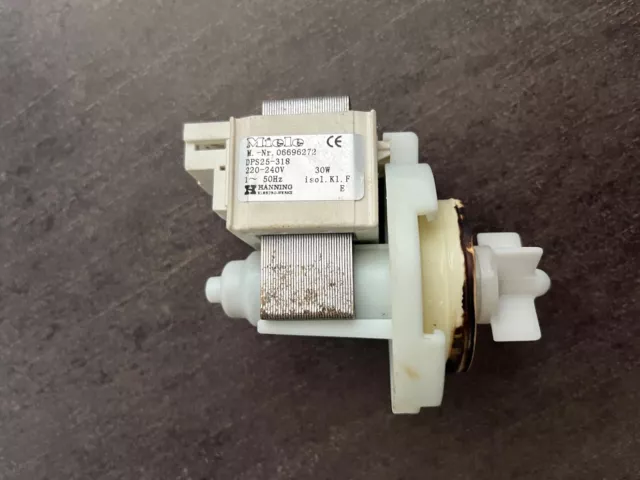 Miele Ablaufpumpe 06696272 Original