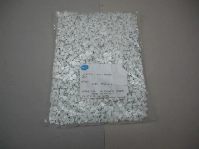 MA119, 2.500 Stück Hohlnietkappen in weiß von Stocko, 7mm lang, 7mm Ø