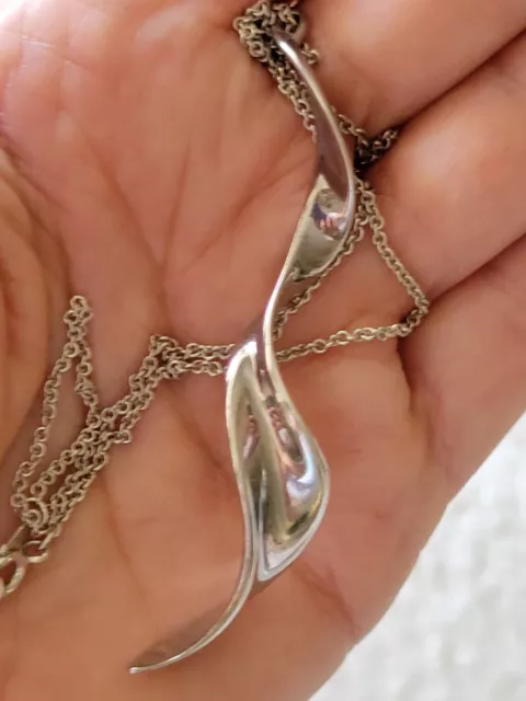 Authentic Tiffany & Co. Frank Gehry Sterling Silver Swirl Pendant 16" Necklace