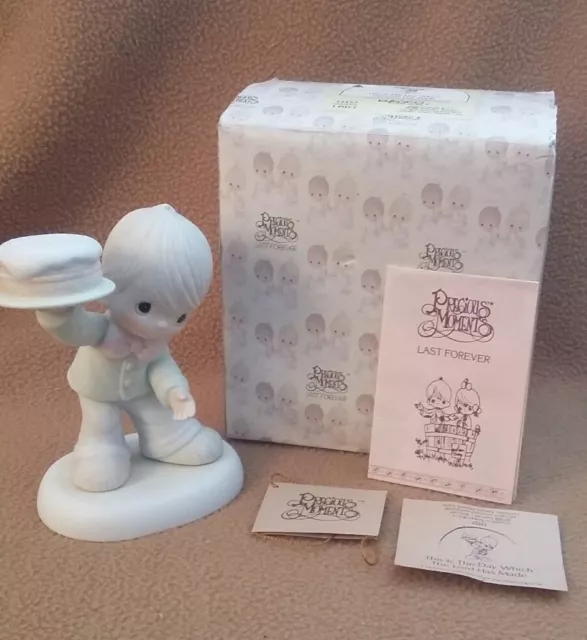 Precious Moments Figurine 1986 "THIS IS THE DAY WHICH THE LORD HAS MADE" #12157