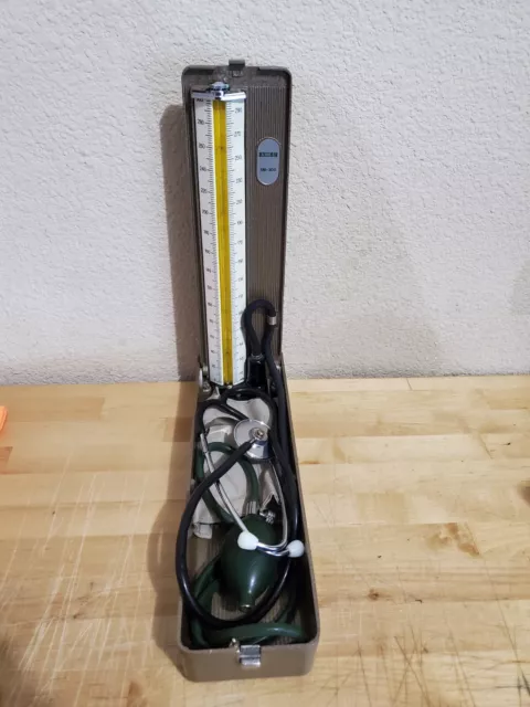 Vintage Kbm Sphygmomanometer Desk Type With Stethoscope/Box Sm-300