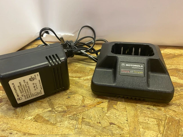 OEM Motorola IntelliCharge HTN9042A 120V Fast Charge Base + OEM AC Adapter