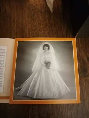 2001 Ashton Drake Galleries 22"Inch Porcelain Doll Autumn Reflection Bride New 1