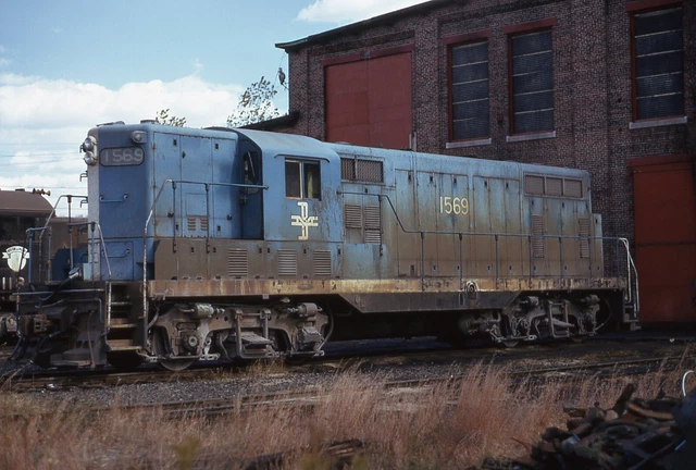 Boston & Maine Railroad     #1569    Original Kodachrome  Slide