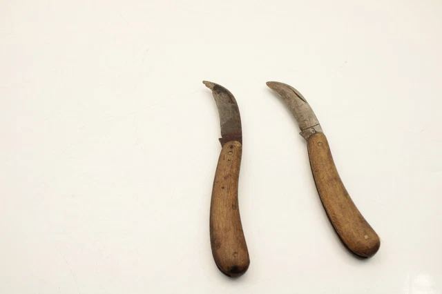 Altes Gärtnermesser / Okuliermesser  mit Hartholzgriff, 2 Stück, C.1.26.4