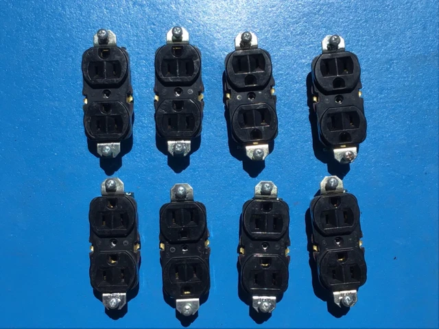Lot of 8 Black COMMERCIAL Outlet 15A 125V  Made in USA