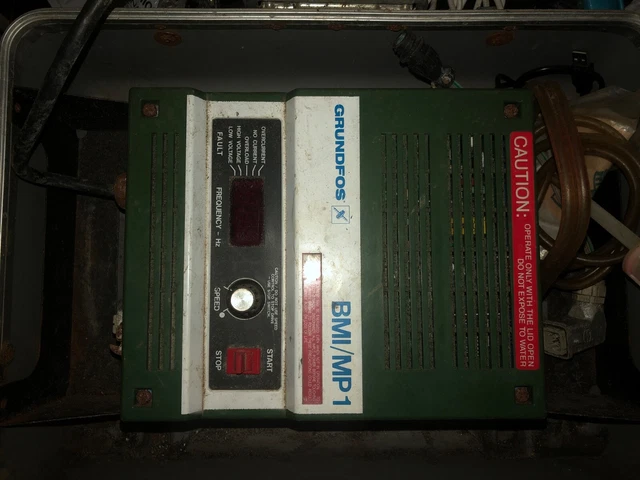 GRUNDFOS PUMP CONTROLLER MODEL: BMI/MP1-120/230V. With case