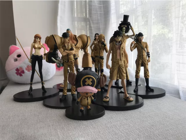 One Piece Figure Gold Straw hat Pirates Luffy Nami Zoro Anime Toy 9PS/set No Box