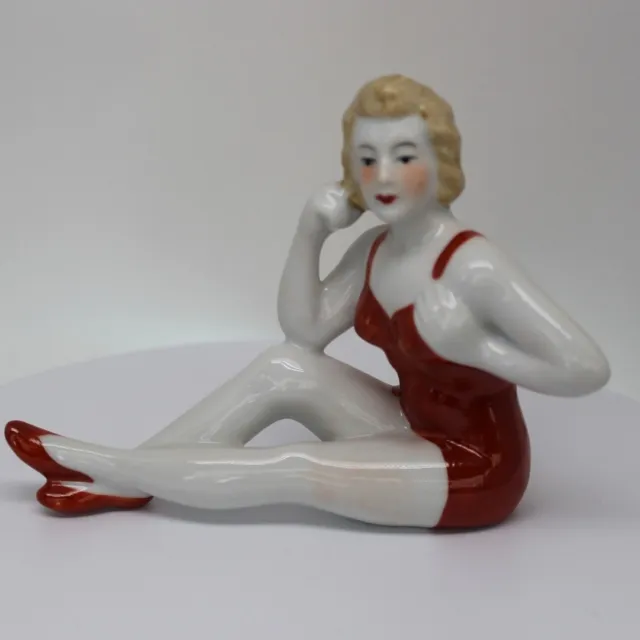 Figurilla Bañista Sexy Art Deco-alemán Estilo Art Nouveau Estilo Porcelana