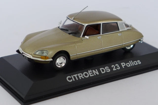 CITROËN DS 23 Pallas 1972 Night Blue 1:18
