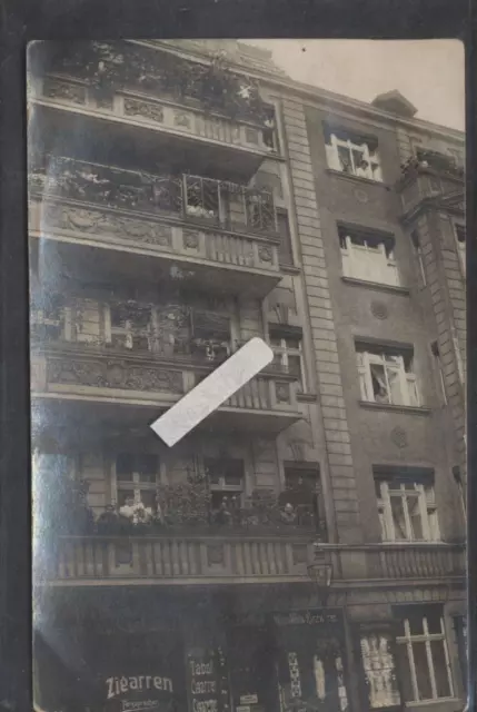 Haus Tabak Geschäft  Balkone Architektur  alte  Fotokarte  gest.  Berlin 1912