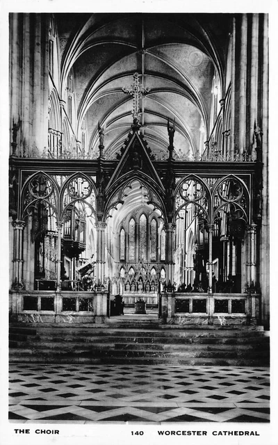 The Choir Worcester Cathedral Worcestershire Unposted Postcard (31) RP