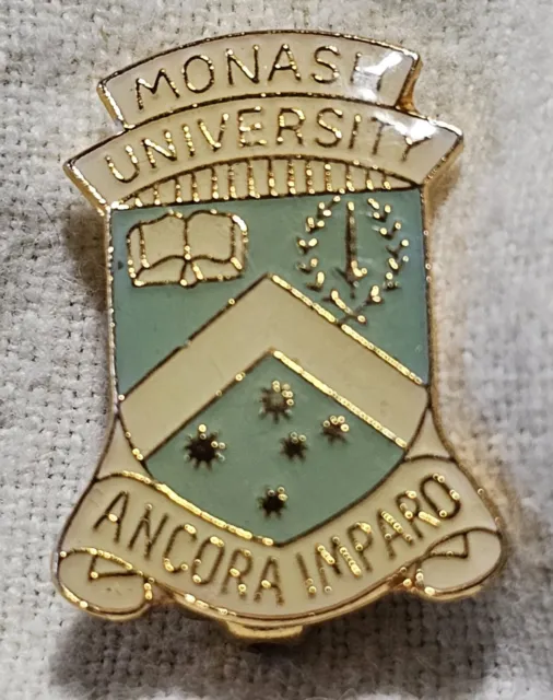 MONASH UNIVERSITY Ancora Imparo Souvenir Hat Lapel Pin Badge