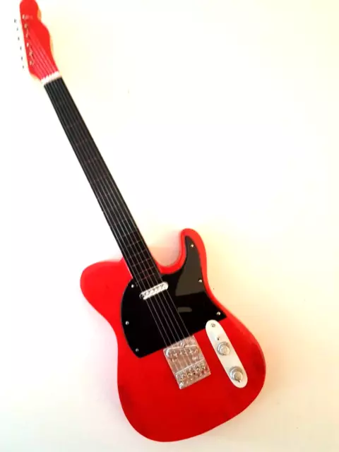 GUITARE MINIATURE - FAIT MAIN - 24cm - En bois vernis #17