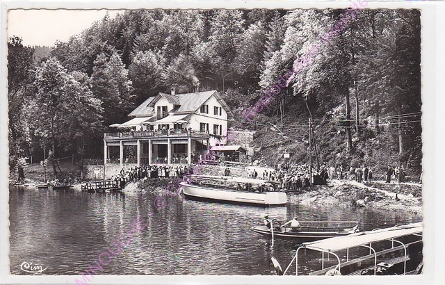 CPSM 25130 VILLERS LE LAC Débarcadère au saut du Doubs animation Edt COMBIER