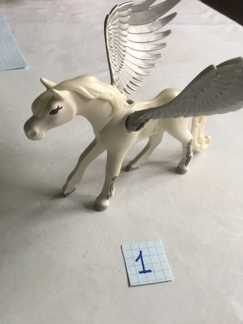 Boîte à Pilules Personnalisable Cheval Ailé - Argenté - Réf 35 - Pilulier - Fabriqué En France
