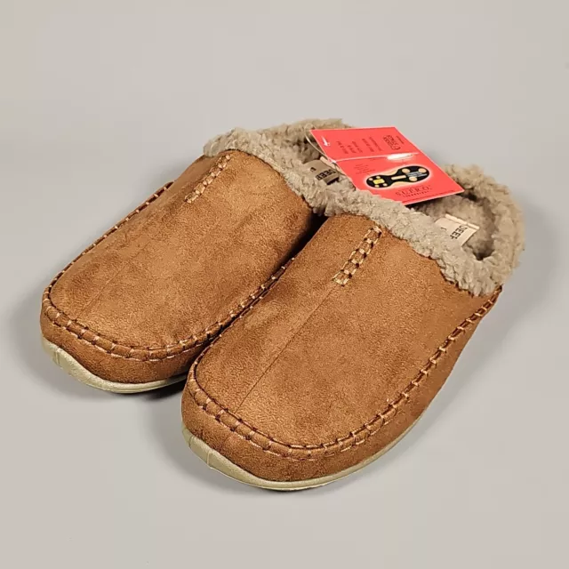 DEER STAGS Nordic Unisex Microsuede Slipper in Chestnut Sz 10 Mens / 12 Womens (