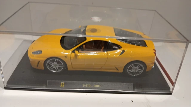 Ferrari F12 TDF 2015 - Burago 1/24 - Neuve En Boîte Vitrine