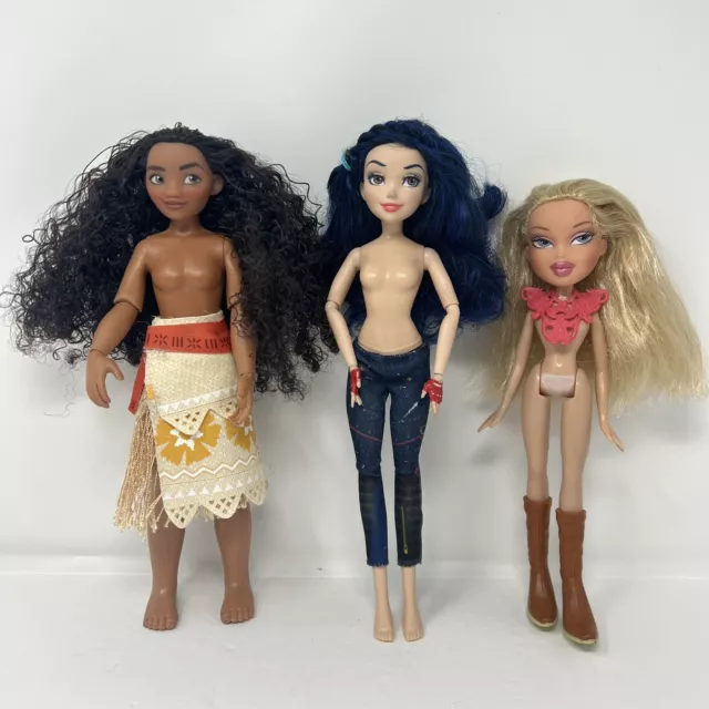 Mixed Lot Doll Disney Moana, Hasbro Evie Descendants Isle of lost and Brats Cloe