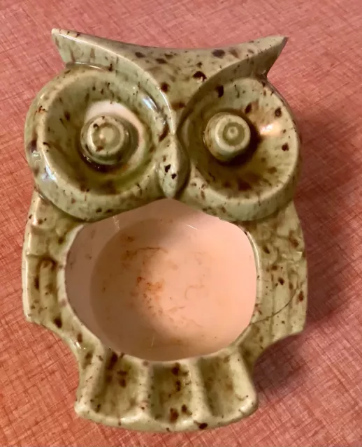 Vintage mid century modern hoot retro Owl Ashtray Ceramic pottery
