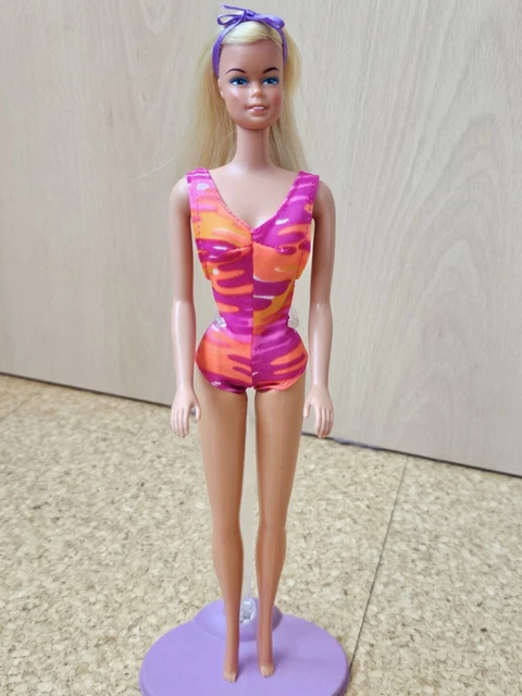 1988 Super Style Barbie (european exclusive) - a photo on