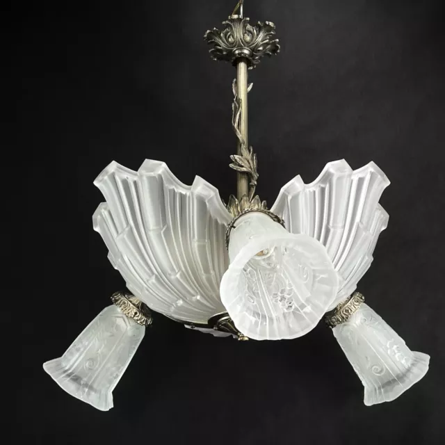 Wonderful Art Deco Chandelier Hanging Lamp Seashell Lamp From Maynadier 1930er