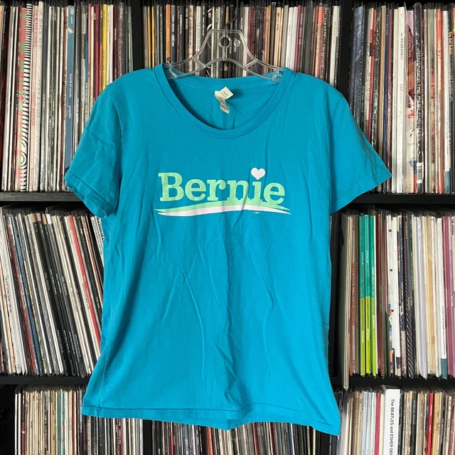 Bernie Sanders 2016 Presidential Campaign T Tee Shirt Has Heart Charlotte Ronson