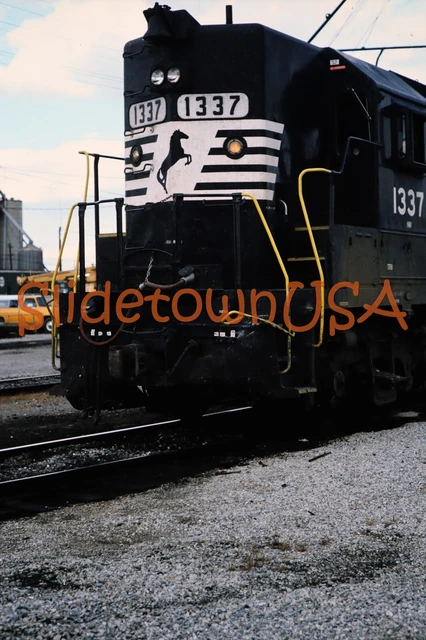 Vtg 1980's Original Photo Train Slide 1337 Engine Norfolk Southern N&S X2N128
