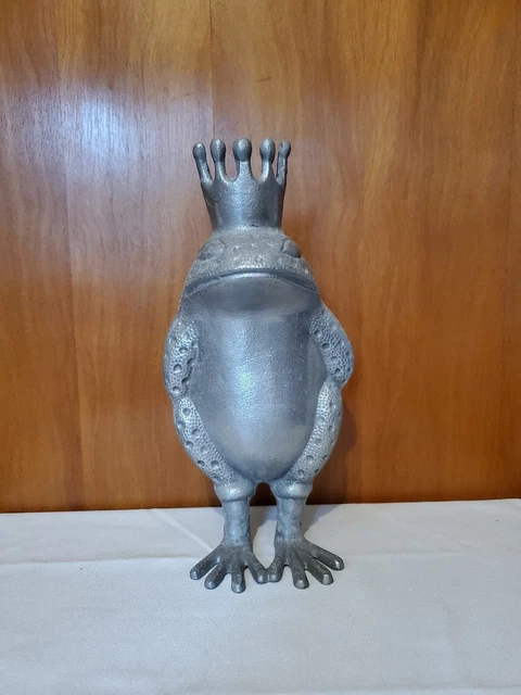 Vintage Aluminum Cast FROG PRINCE Statue Figure Toad king sculpture 11.5"