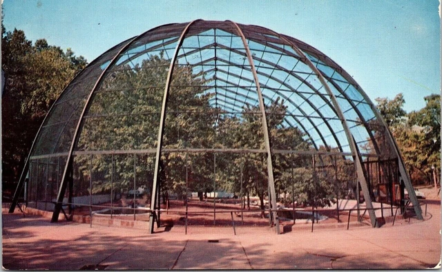 FAMOUS WORLDS LARGEST Bird Cage St Louis Missouri Chrome Cancel WOB ... - Largest Bird Cage With Floor Cleaning System For Noble Macaws