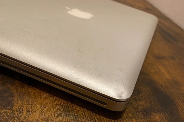 Apple MacBook Pro 13 Early 2011, 2.3Ghz Intel Core i5, 8Gb Ram, 256Gb SSD 5