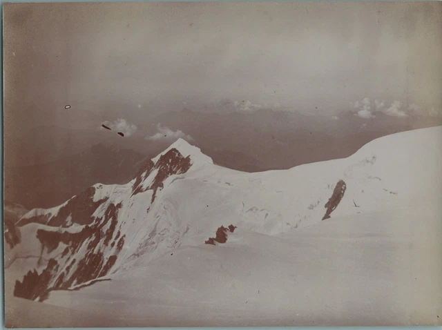 MONT-BLANC. Deux alpinistes chevronnés font une chute mortelle à l