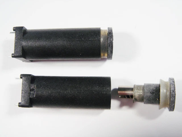 Portafusibili 250V 6,3A Fusibili 5x20mm Ue Norma #20-91/3