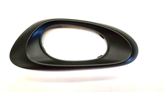 02-09 Trailblazer Front Left Lh Inside Door Handle Bezel *Missing One Tab*, Cr27