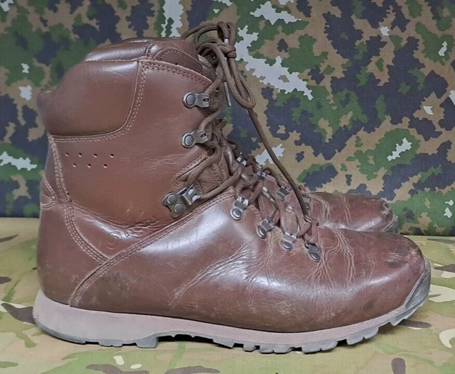 BRITISH ARMY MILITARY Sas Surplus Iturri Combat Hiking Boots Leather